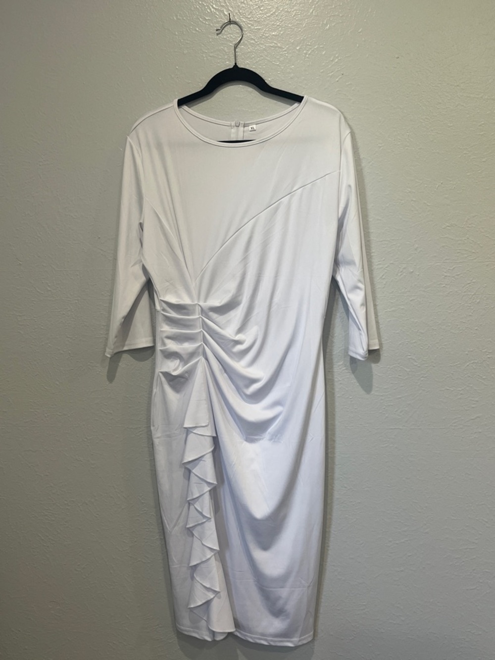 Women's White Ruched Ruffle Sheath Dress